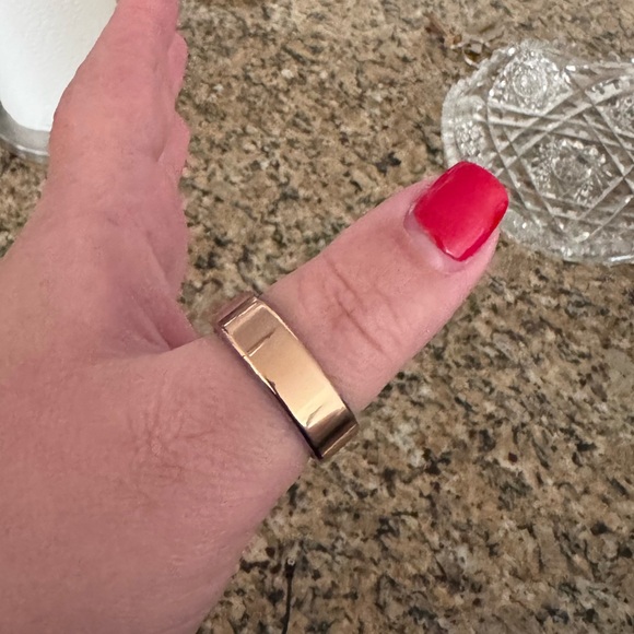 Size 12 Gold Smart Ring - Picture 1 of 4
